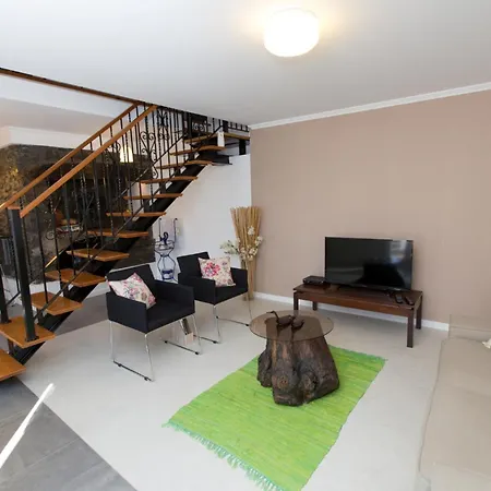 Ourmadeira - Casa Orquideas, Sunny Location * Calheta (Madeira)